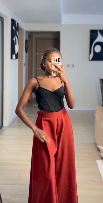 Flavi in burnt orange 