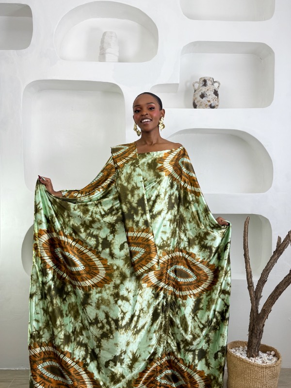 Zaria in Teal view 5